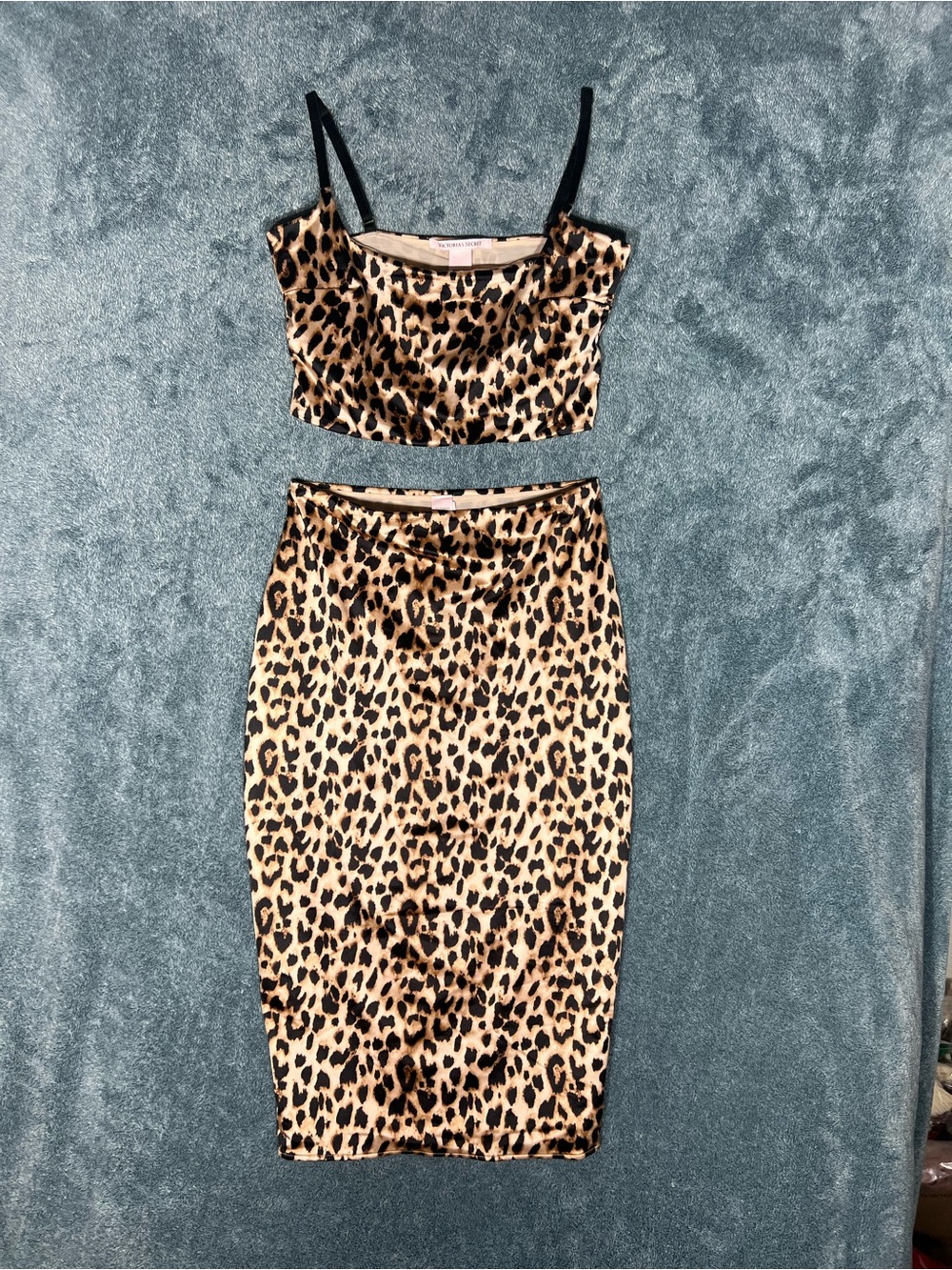 Victoria’s Secret Leopard Two Piece Set XS SoSleek Bralette Midi Skirt NWT